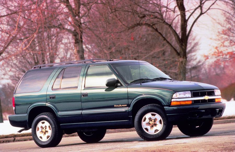  Chevrolet Blazer 1999 года  (фото 18 из 35)